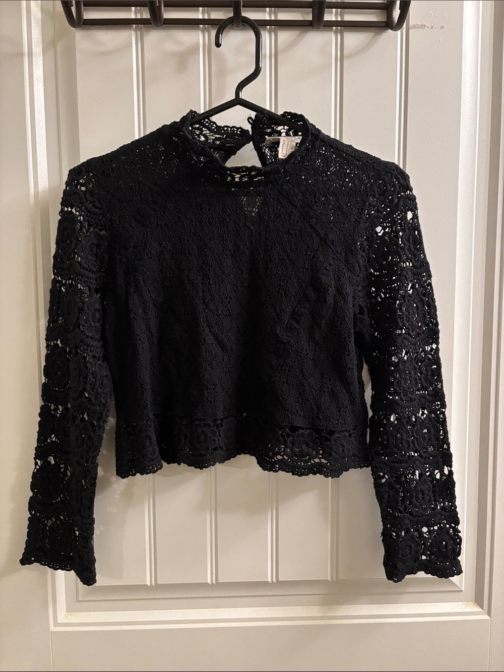 Black Lace Long Sleeve Crochet Top